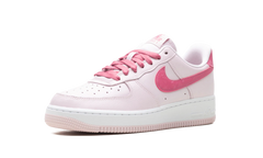 Air Force 1 Low WMNS "Valentine's Day (2026)" IO8755 600