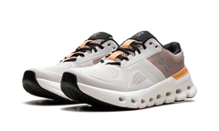 Cloudrunner 2 WMNS "Pearl Tangerine" 3WE10133196