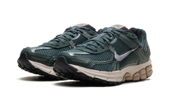 Air Zoom Vomero 5 WMNS"Vintage Green" FN6742 300