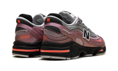 1000 "Pink Metallic Silver" M1000U