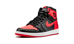 1 Retro High OG SE "Satin Banned"