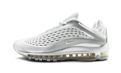 Air Max Deluxe "Triple White" AV2589 100
