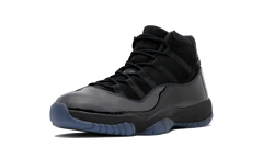 11 Retro "Cap & Gown" 378037 005