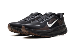 Vomero 18 "Coffee Bean" IH4454 001