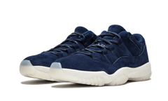11 Retro Low "RE2PECT" AV2187 441