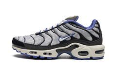 Air Max Plus SE "Social F.C." DQ3981 001